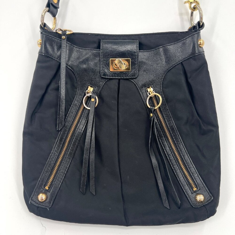 Donald J Pliner Y2K Style Turnlock Zippers Chain Strap Crossbody Nylon Black